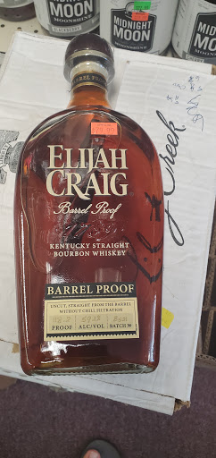 Liquor Store «Emporium Liquor Shoppe», reviews and photos, 30547 US Hwy 19 N, Palm Harbor, FL 34684, USA