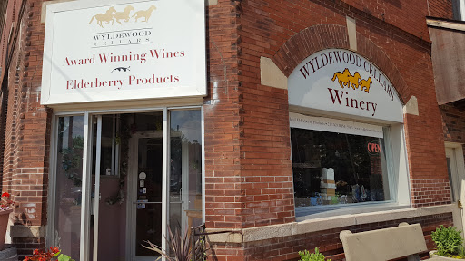 Winery «Wyldewood Cellars Winery», reviews and photos, 218 E Lincoln St, St Joseph, IL 61873, USA