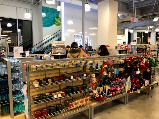 Department Store «Nordstrom Rack Skyview Center», reviews and photos, 4024 College Point Blvd, Flushing, NY 11354, USA