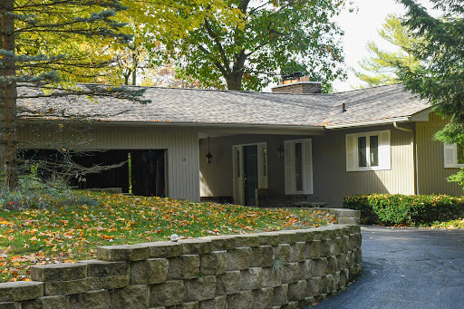 Roofing Contractor «Sherriff-Goslin Roofing - Battle Creek, MI Roofing», reviews and photos, 10 Ave C, Springfield, MI 49037, USA