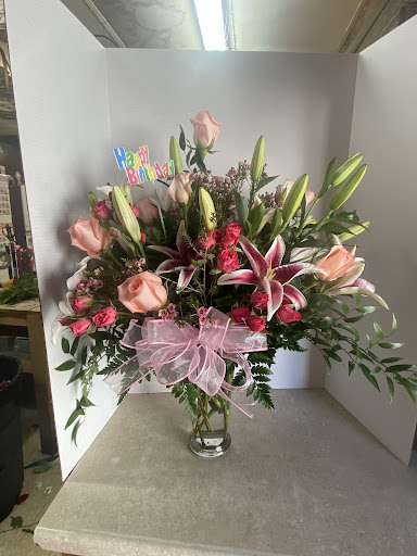 Florist «Forget Me Not Flowers & Gifts», reviews and photos, 423 Crain Hwy S, Glen Burnie, MD 21061, USA