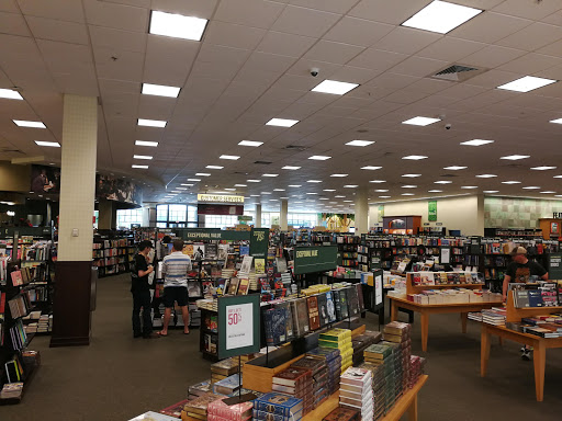 Book Store «Barnes & Noble», reviews and photos, 451 E Altamonte Dr, Altamonte Springs, FL 32701, USA
