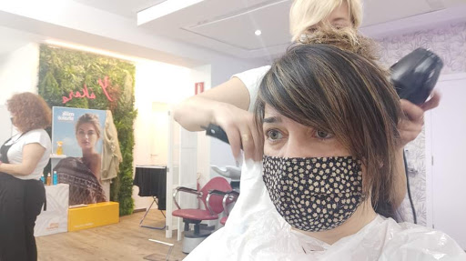 Yákara Peluquería en Alcoi, Alicante