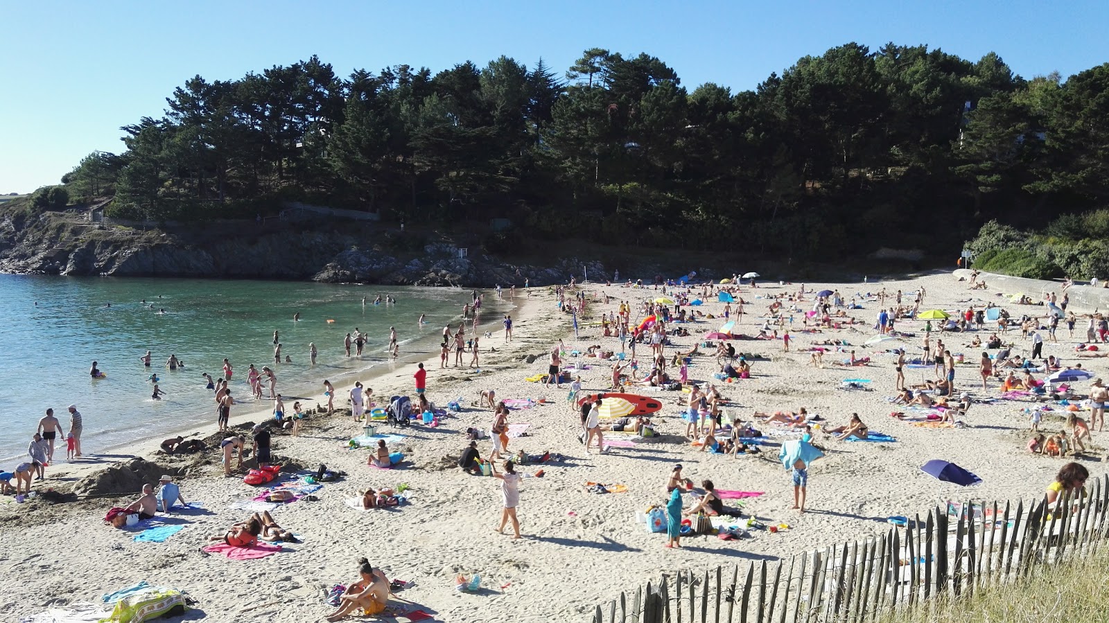 Foto de Plage de Kerfany e o assentamento