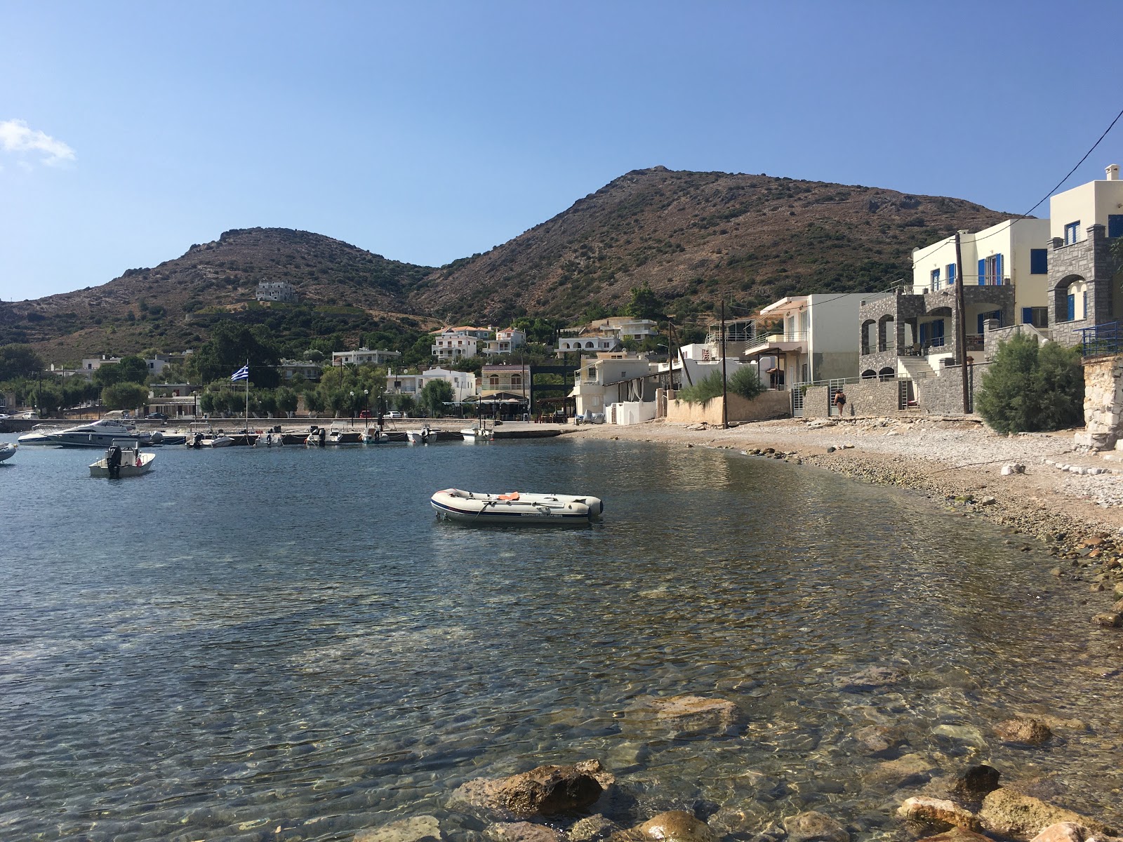 Foto van Emporios beach met hoog niveau van netheid