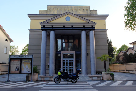 Cinema Teatro Metropolis Viale A. Gramsci, 4, 42021 Bibbiano RE, Italia