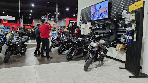BMW Motorcycle Dealer «BMW Motorcycles of Austin», reviews and photos, 11405 N Interstate Hwy 35, Austin, TX 78753, USA