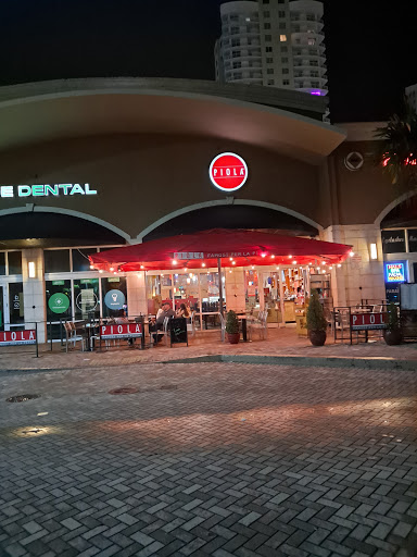 Shopping Mall «Diplomat Mall Shopping Center», reviews and photos, 1725 E Hallandale Beach Blvd, Hallandale Beach, FL 33009, USA