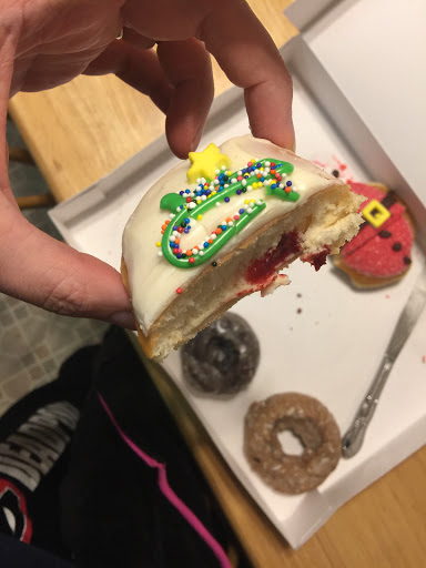 Bakery «Krispy Kreme Doughnuts», reviews and photos, 511 Moosic St, Scranton, PA 18505, USA