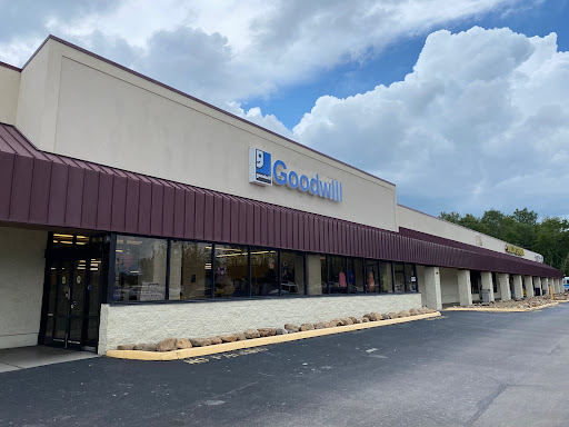 Thrift Store «Goodwill», reviews and photos