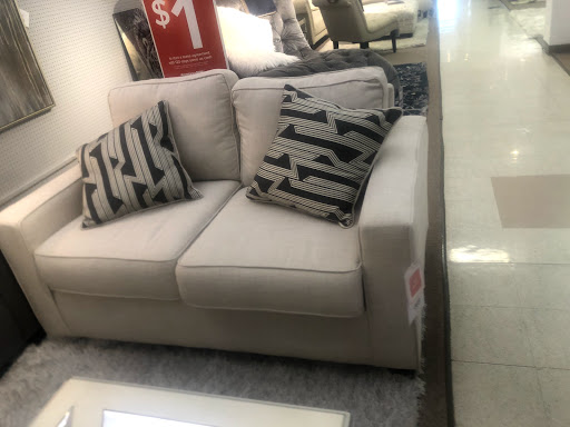 Furniture Store «Value City Furniture», reviews and photos, 800 Thruway Plaza Dr, Cheektowaga, NY 14225, USA