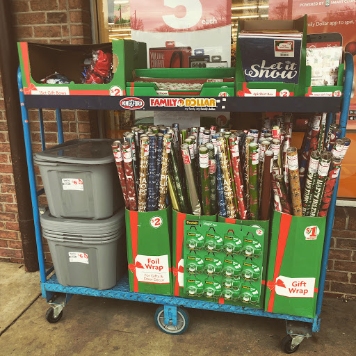 Dollar Store «FAMILY DOLLAR», reviews and photos, 120 E 1st Ave, Parkesburg, PA 19365, USA