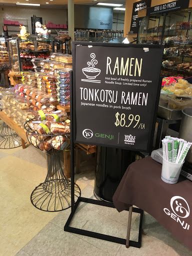 Grocery Store «Whole Foods Market», reviews and photos, 11660 Plaza America Dr, Reston, VA 20190, USA