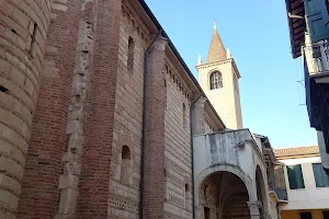 Basilica di San Lorenzo, Verona image