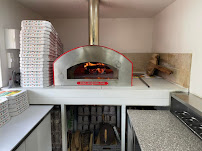 Photos du propriétaire du Pizzeria Pizza des fontaites à Forcalqueiret - n°6