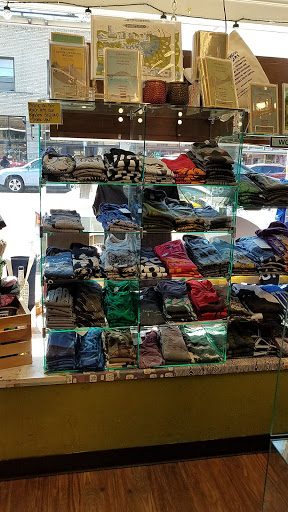 Gift Shop «Presents of Mind», reviews and photos, 3633 SE Hawthorne Blvd, Portland, OR 97214, USA