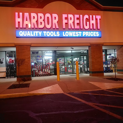 Hardware Store «Harbor Freight Tools», reviews and photos, 1460 Main St, Hamilton, OH 45013, USA