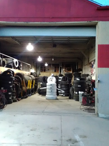 Auto Repair Shop «Discount Tire & Service of Greeley», reviews and photos, 120 18th St, Greeley, CO 80631, USA