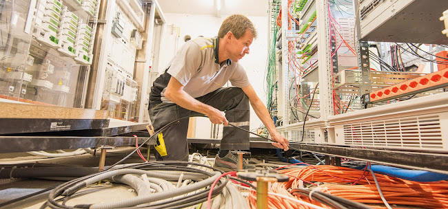 Kommentare und Rezensionen über Elektro-Bau AG Rothrist