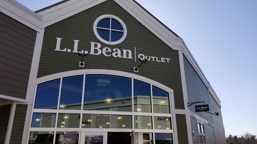 Clothing Store «L.L. Bean Outlet», reviews and photos, 1 Freeport Village Station, Freeport, ME 04033, USA