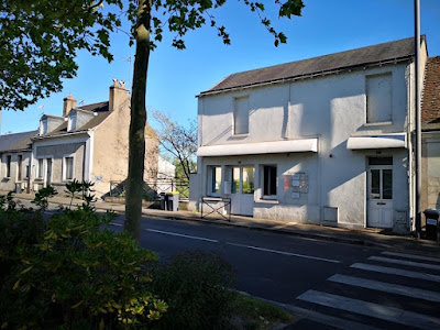 Lassus bernadette à Saint-Cyr-sur-Loire
