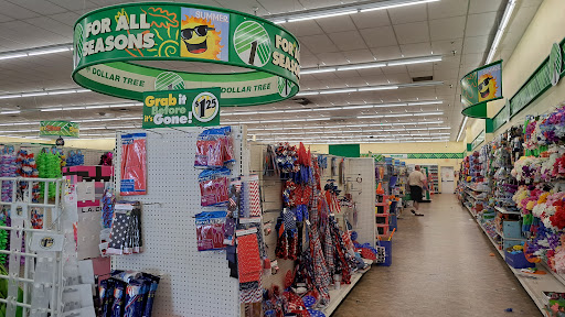 Dollar Store «Dollar Tree», reviews and photos, 1067 Regency Pkwy, St Charles, MO 63303, USA
