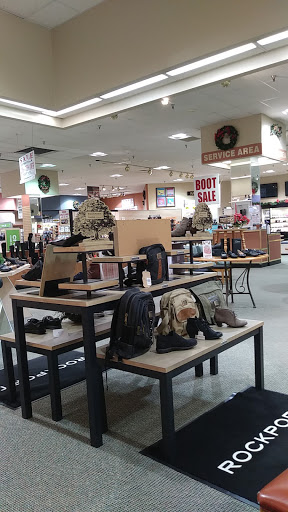 Shoe Store «Reyers Shoe Store», reviews and photos, 40 S Water Ave, Sharon, PA 16146, USA