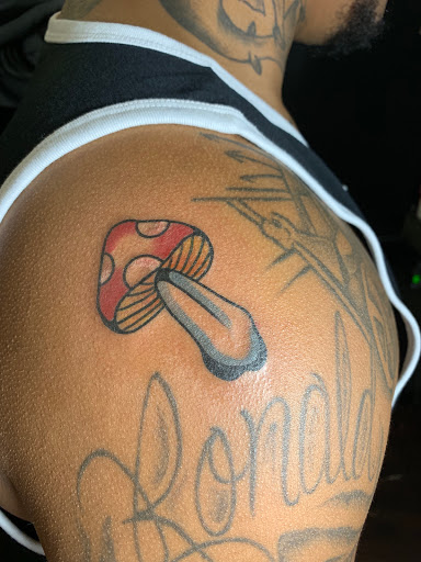 Tattoo Shop «Pride & Glory Tattoo Parlor», reviews and photos, 172 2nd Ave N #110, Nashville, TN 37201, USA