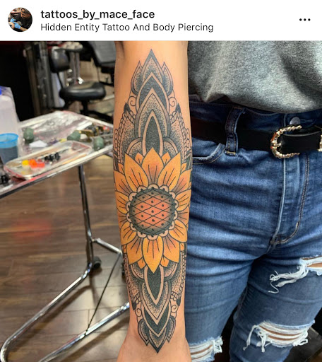 Tattoo and Piercing Shop «Hidden Entity Tattoo and Body Piercing», reviews and photos, 130 E Main St, Auburn, WA 98002, USA