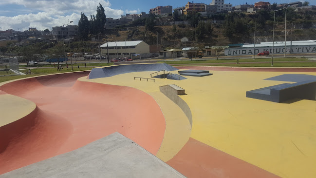 Opiniones de Skatepark Latacunga en Latacunga - Gimnasio