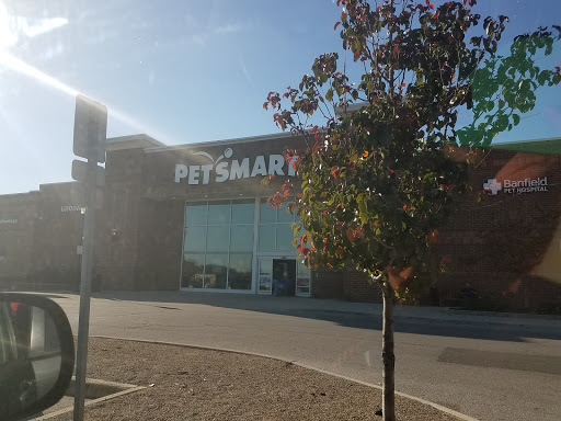 Pet Supply Store «PetSmart», reviews and photos, 1743 Stringtown Rd, Grove City, OH 43123, USA