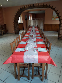 Atmosphère du Restaurant La Ferme De Bras à Mayenne - n°1