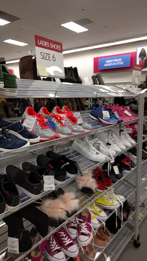 Clothing Store «Burlington Coat Factory», reviews and photos, 1591 Bethlehem Pike, Hatfield, PA 19440, USA