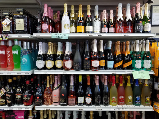 Liquor Store «Bottom Sip Liquors», reviews and photos, 438 N Weber Rd, Bolingbrook, IL 60490, USA