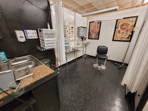 Tattoo Shop «House of Stain», reviews and photos, 4170 W Broad St, Columbus, OH 43228, USA