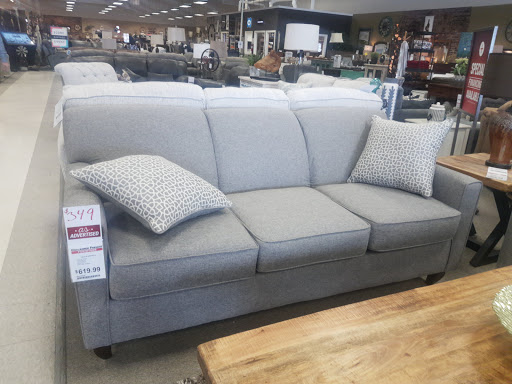 Furniture Store «Unclaimed Freight Furniture - Yankton», reviews and photos, 2320 Broadway St, Yankton, SD 57078, USA