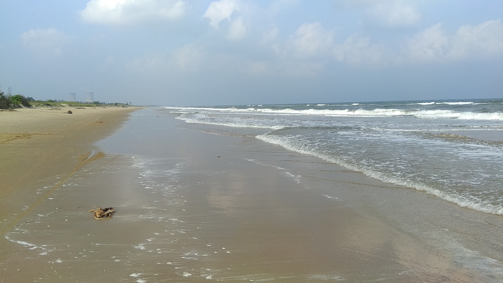 Fotografie cu Krishnapatnam Beach și așezarea