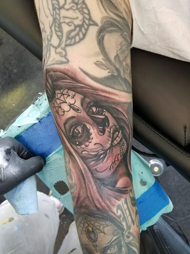 Tattoo Shop «Good Times Tattoo Company», reviews and photos, 14375 60th St N, Oak Park Heights, MN 55082, USA