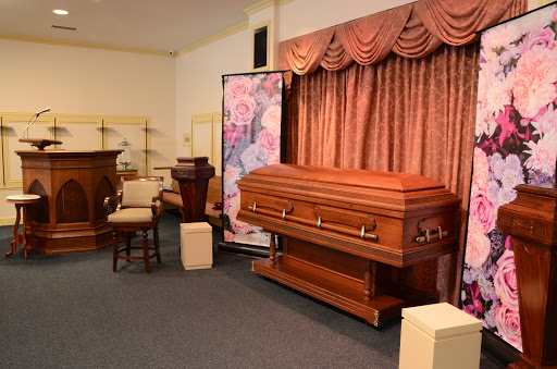 Funeral Home «Moore-Cortner Funeral Home», reviews and photos, 300 1st Ave NW, Winchester, TN 37398, USA