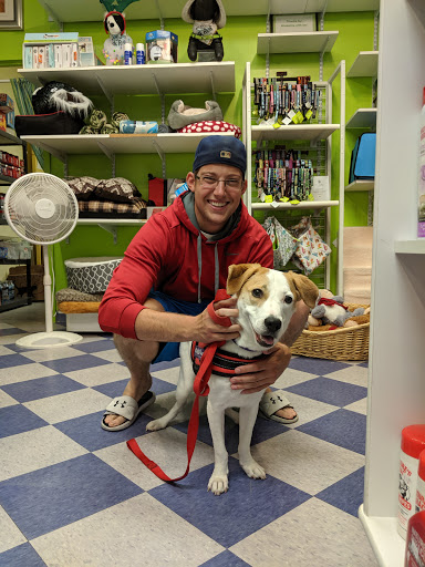 Pet Store «Richmond SPCA Gift Shop», reviews and photos, 2519 Hermitage Rd, Richmond, VA 23220, USA
