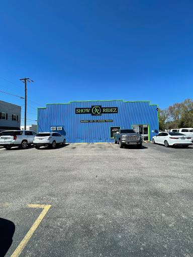 Car Wash «Show Ridez Audio, Tint, Performance, and Auto Detailing», reviews and photos, 510 S Madison St, Whiteville, NC 28472, USA