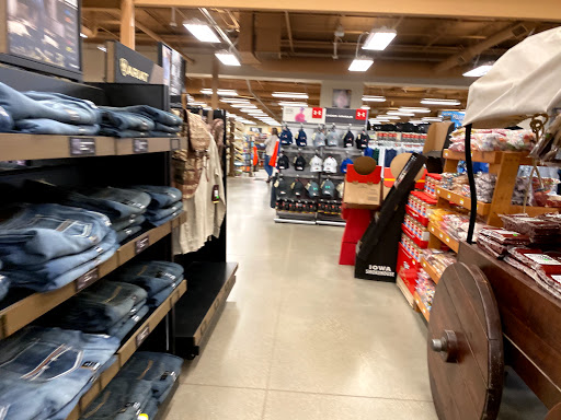 Work Clothes Store «Home of Economy», reviews and photos, 2102 2nd Ave W, Williston, ND 58801, USA