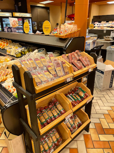 Supermarket «Wegmans», reviews and photos, 4287 Genesee Valley Plaza Rd, Geneseo, NY 14454, USA