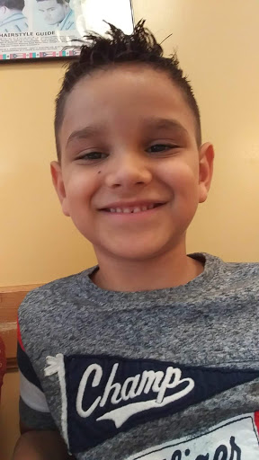 Beauty Salon «Magda & Diana Salon», reviews and photos, 235 E Cass St, Joliet, IL 60432, USA