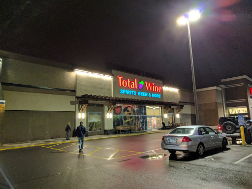 Wine Store «Total Wine & More», reviews and photos, 2401 Fairview Ave N #105, Roseville, MN 55113, USA