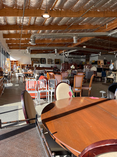 Consignment Shop «Home Consignment Center - Marin/Corte Madera», reviews and photos, 801 Tamalpais Dr, Corte Madera, CA 94925, USA