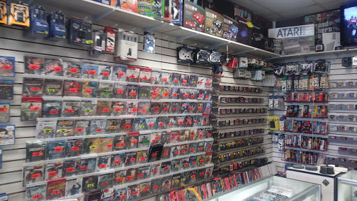 Video Game Store «Gameplay Long Beach», reviews and photos, 5911 E Spring St, Long Beach, CA 90808, USA