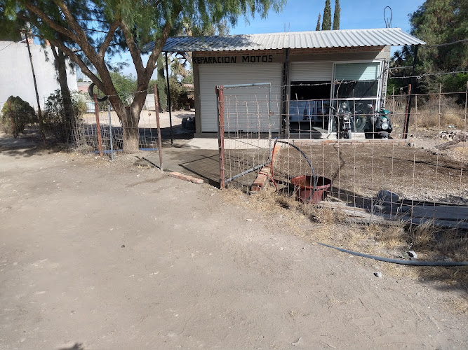 "El Viejo" Reparación y refacciones de motos