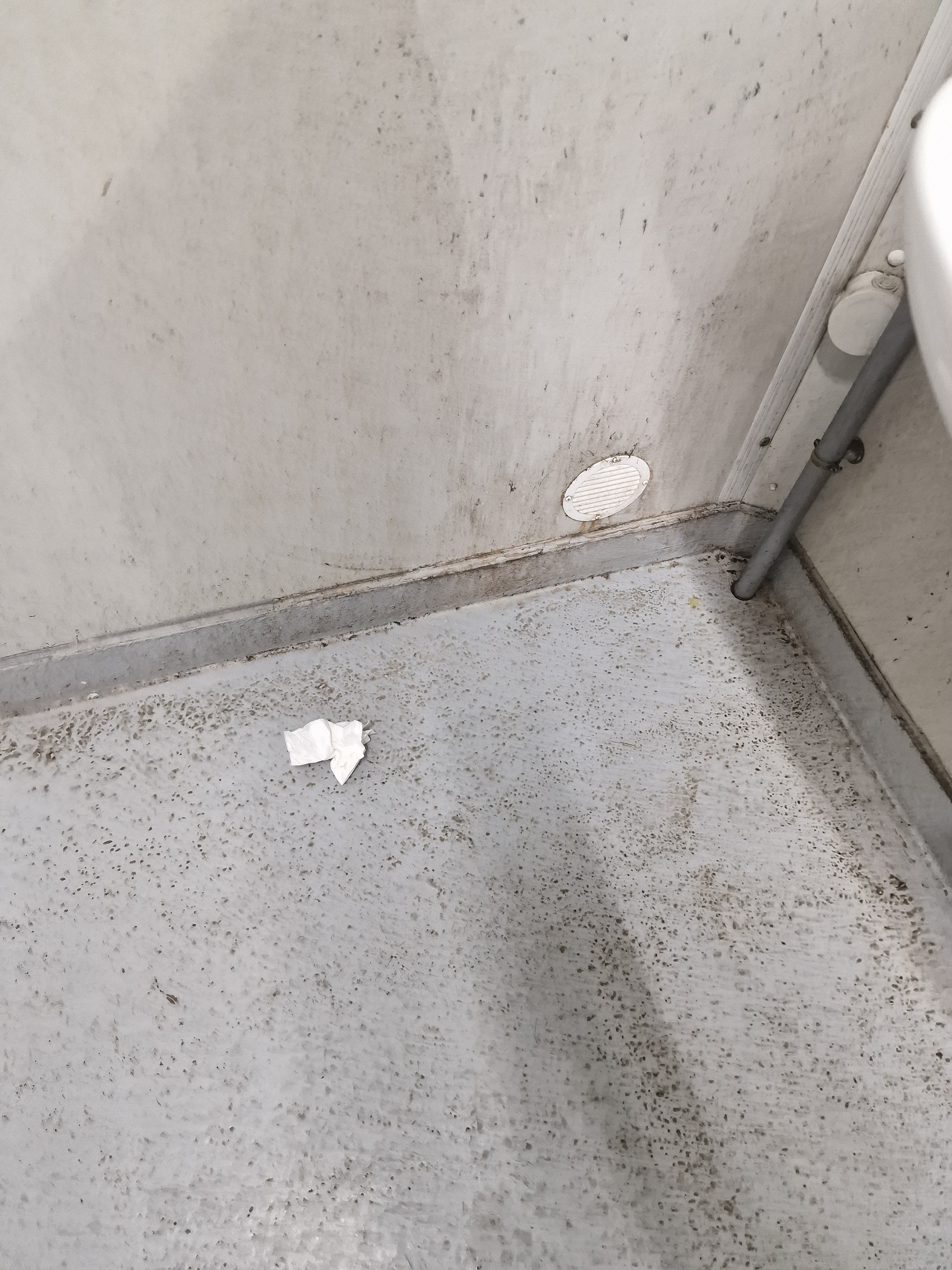 Photo n° 1 de l'avis de H..o fait le 10/01/2024 à 23:44