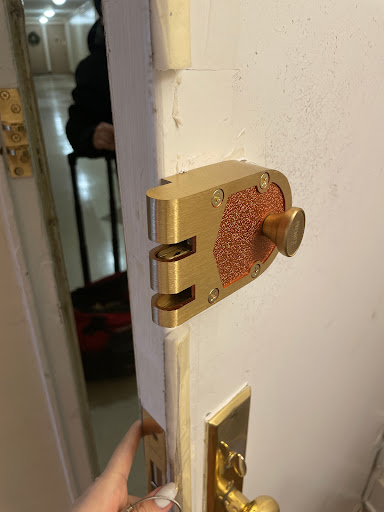 Locksmith «Always Ready Locksmith», reviews and photos, 71-22 164th St #1, Fresh Meadows, NY 11365, USA